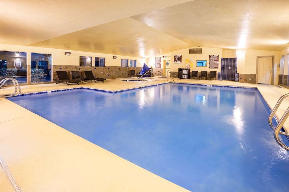 Wenatchee Inn Bagian luar foto