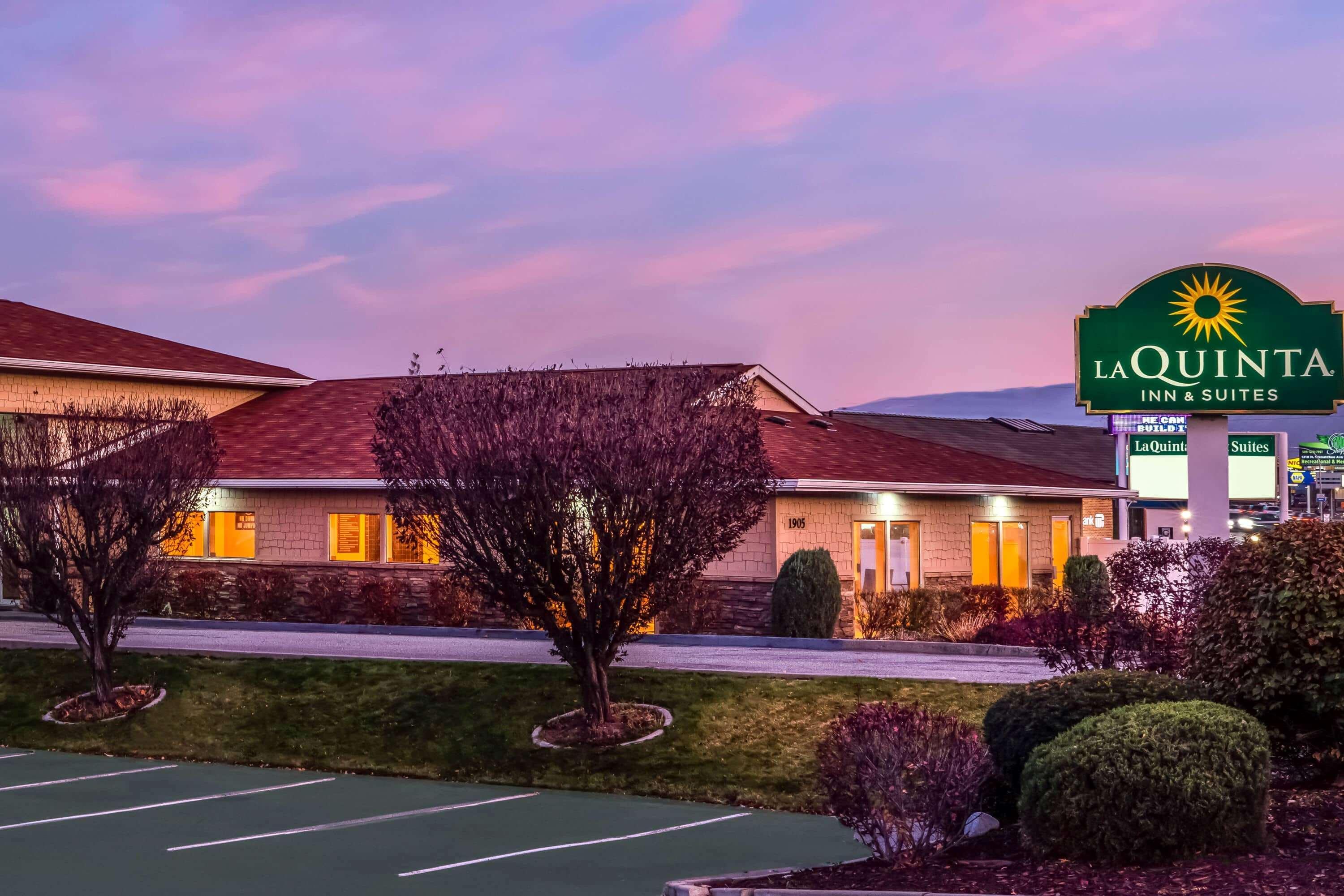 Wenatchee Inn Bagian luar foto