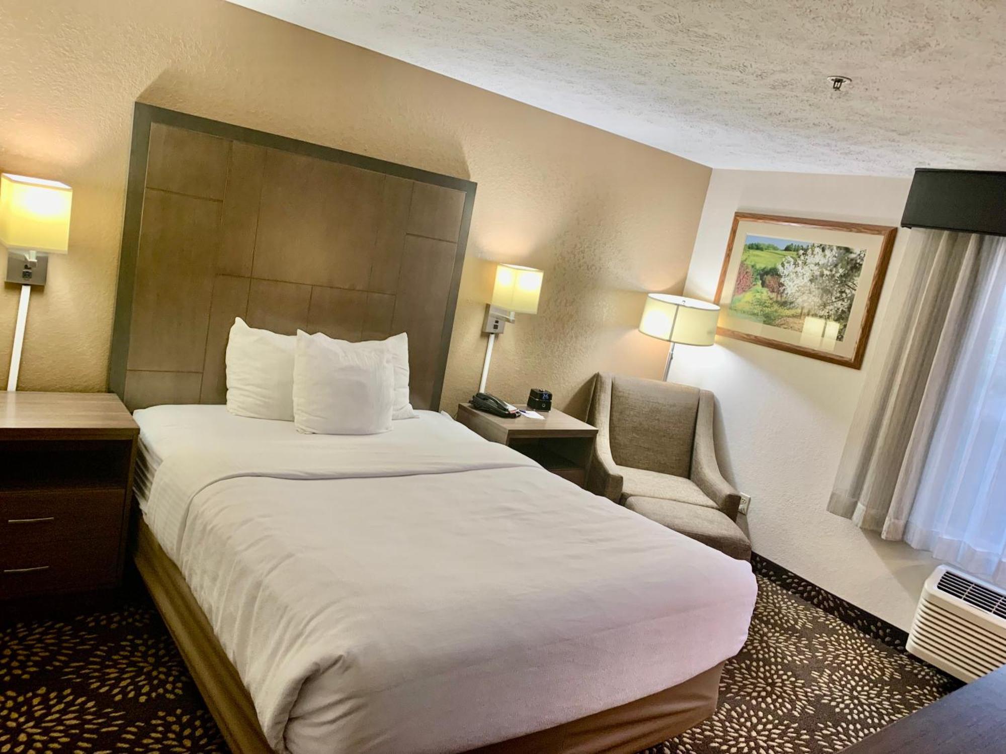 Wenatchee Inn Bagian luar foto