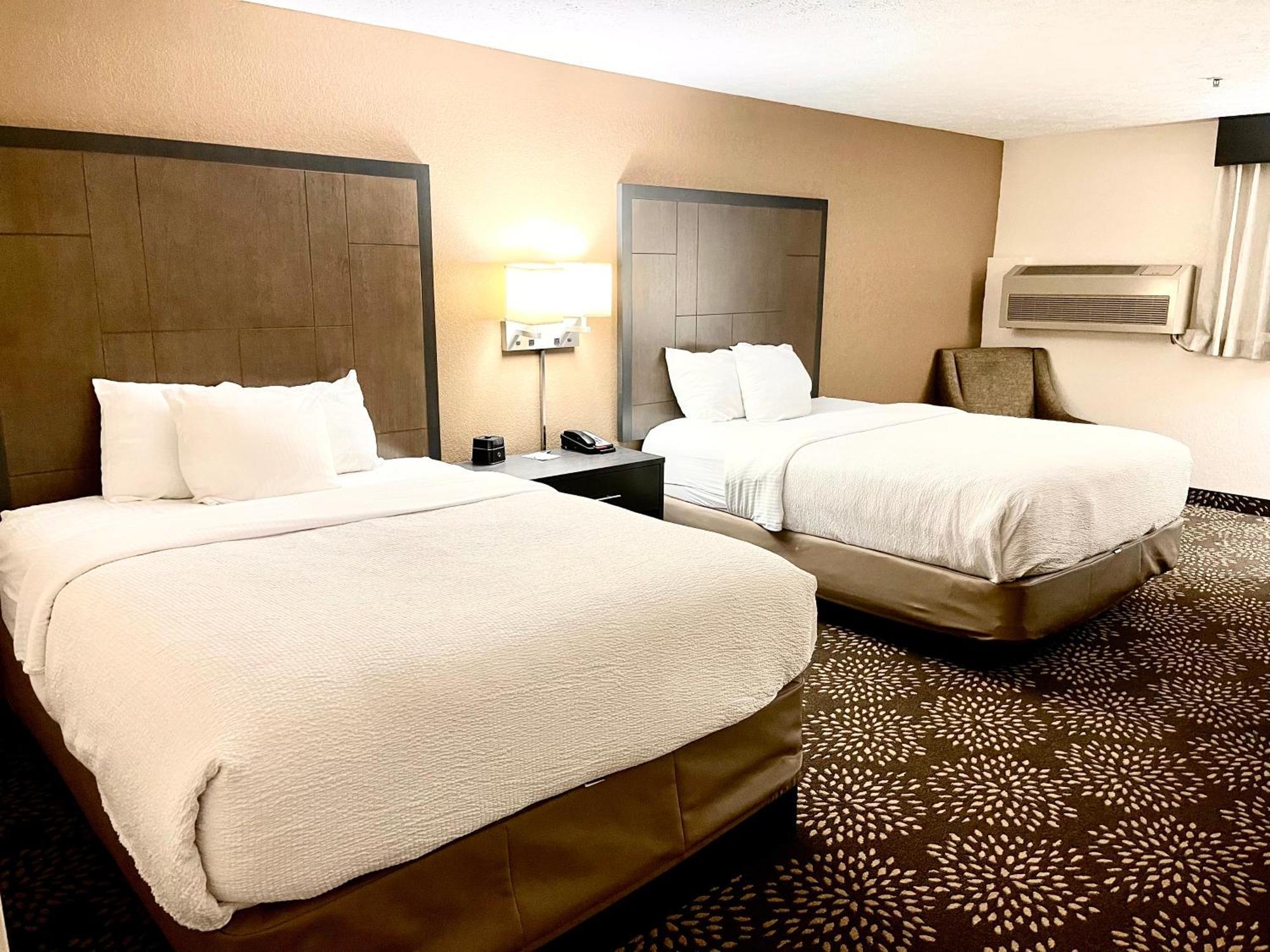 Wenatchee Inn Bagian luar foto