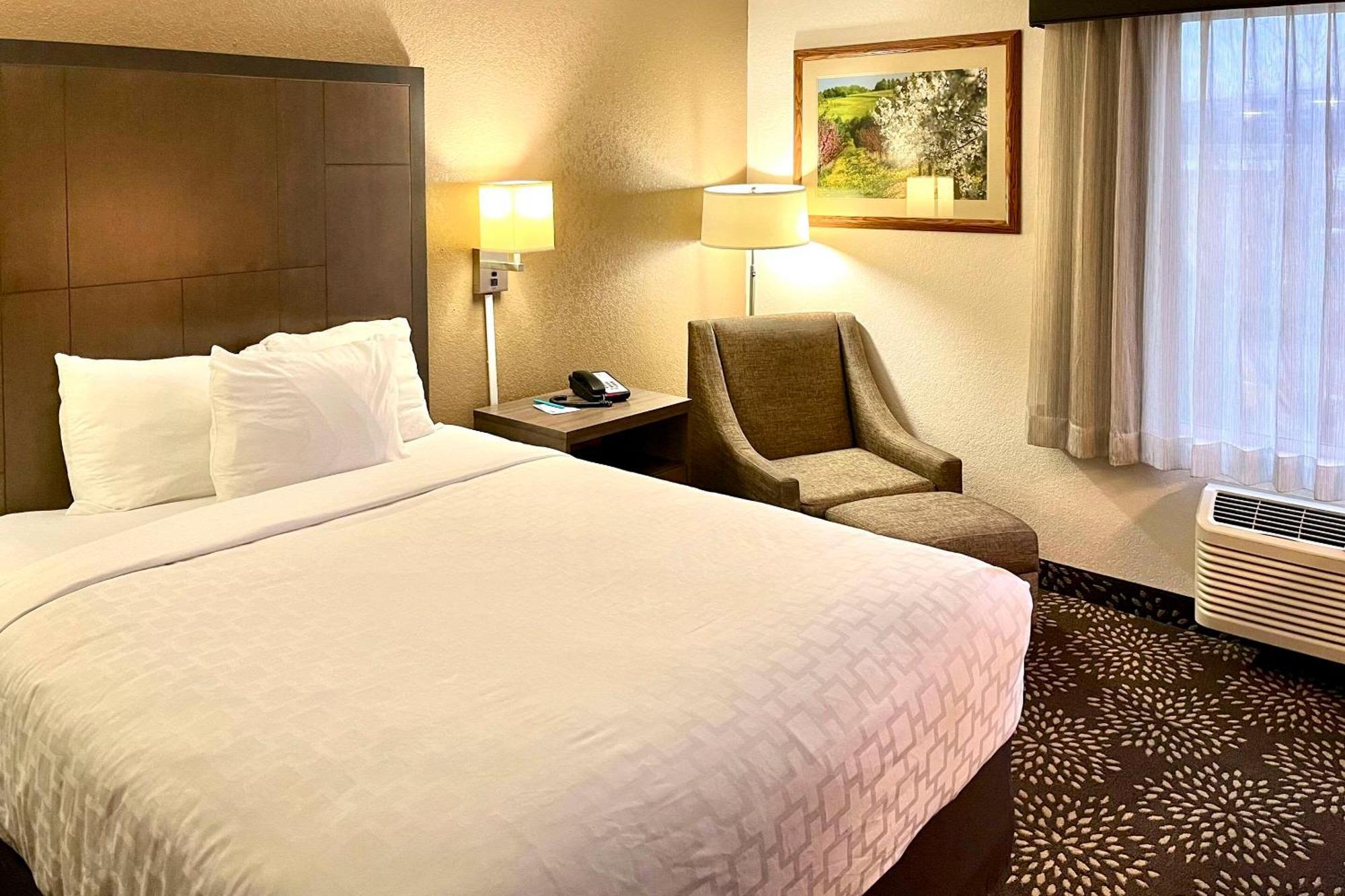 Wenatchee Inn Bagian luar foto